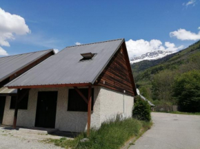 L'eau Dolle, maison 8 personnes avec jardin au bord de la rivière et à proximité de la remontée mécanique